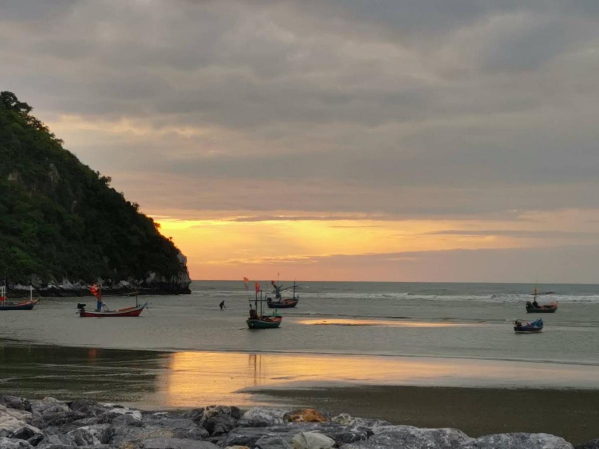 The Beach Boutique Resort Ban Pak Nam Pran Dış mekan fotoğraf