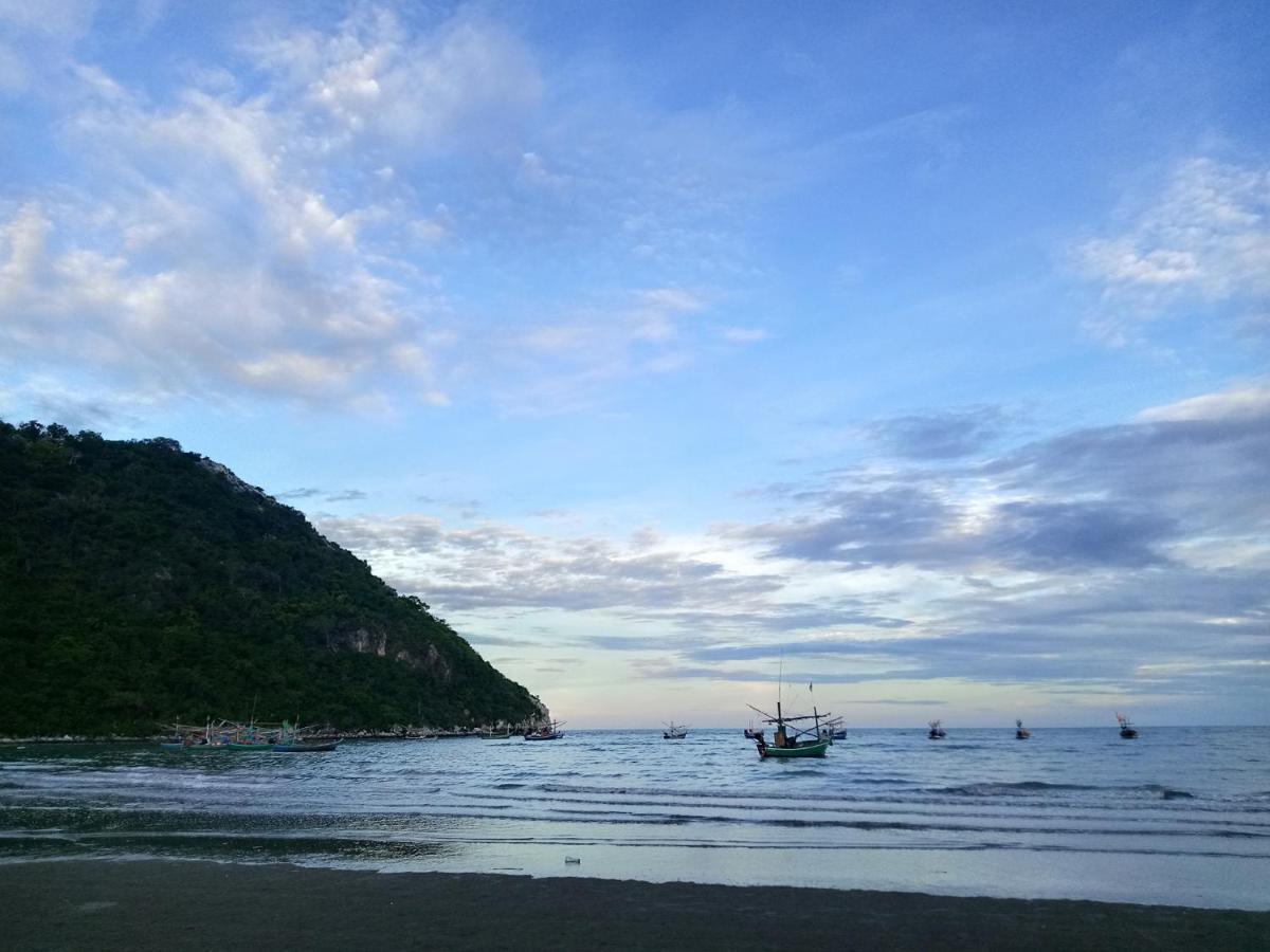 The Beach Boutique Resort Ban Pak Nam Pran Dış mekan fotoğraf