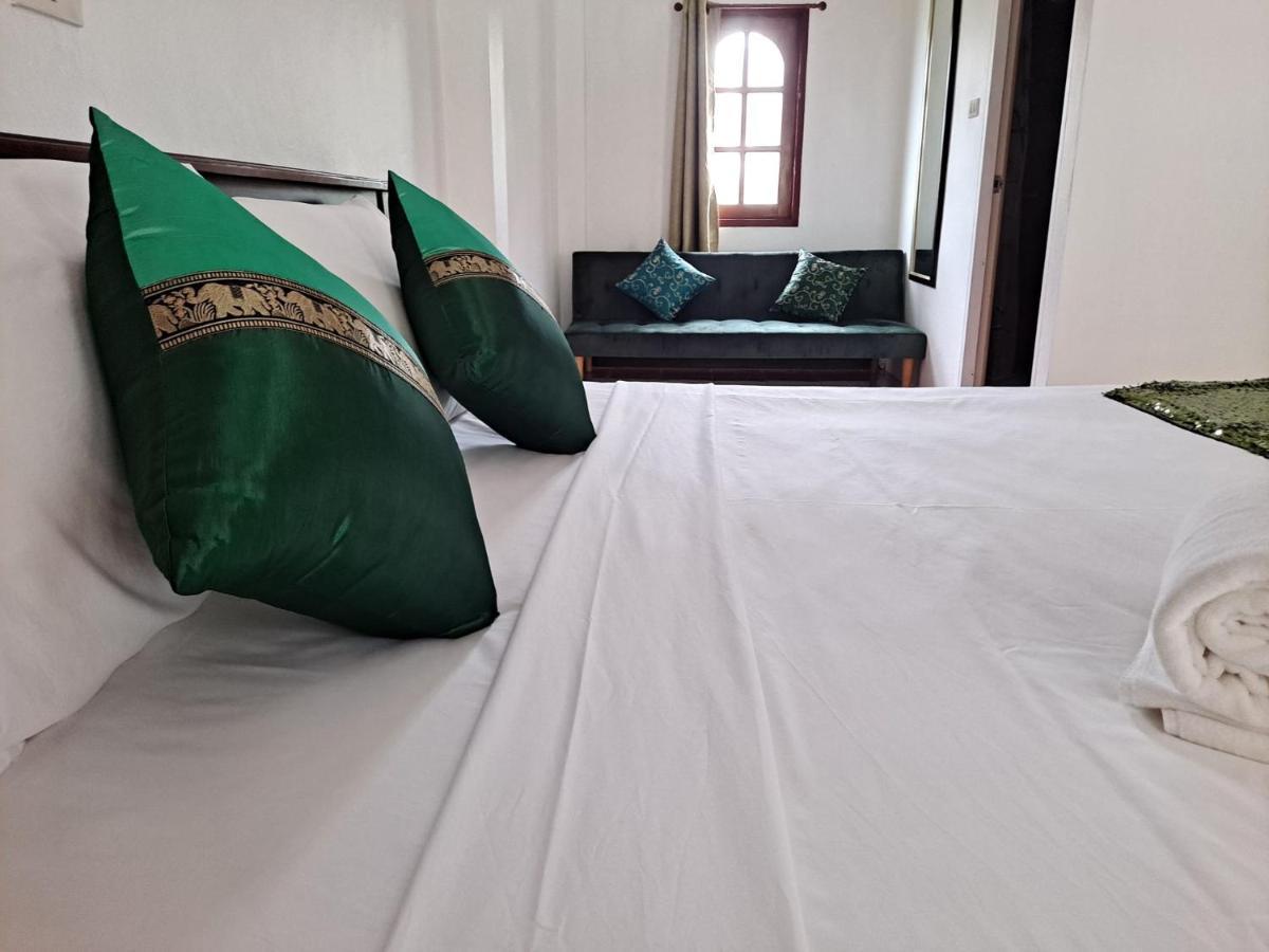 The Beach Boutique Resort Ban Pak Nam Pran Dış mekan fotoğraf
