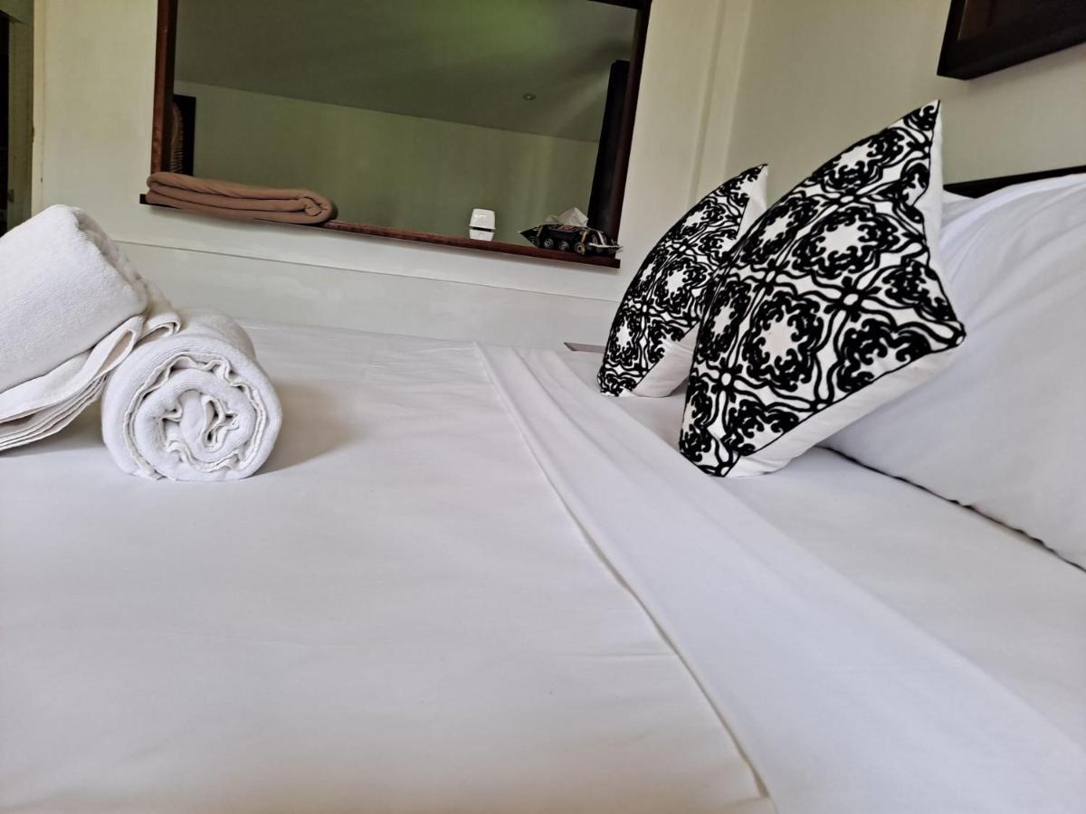The Beach Boutique Resort Ban Pak Nam Pran Dış mekan fotoğraf